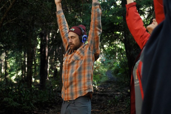 a man throwing a frisbee